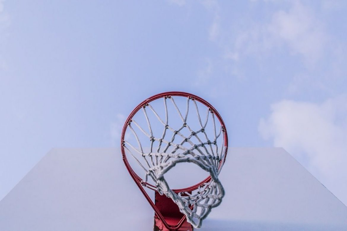 SHOOTING HOOPS